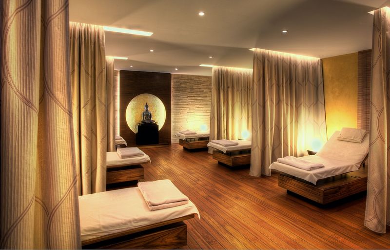 Unwinding the Purpose and Advantages of Couples Massage